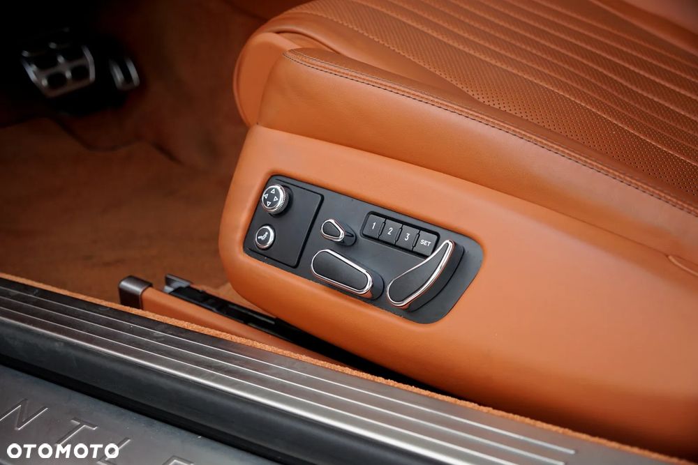Bentley Continental GT Standard - 15
