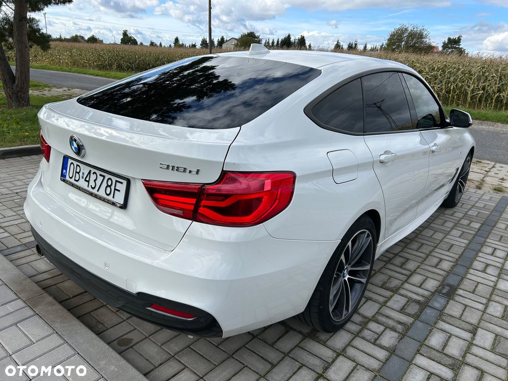 BMW Seria 3 318d M Sport - 11