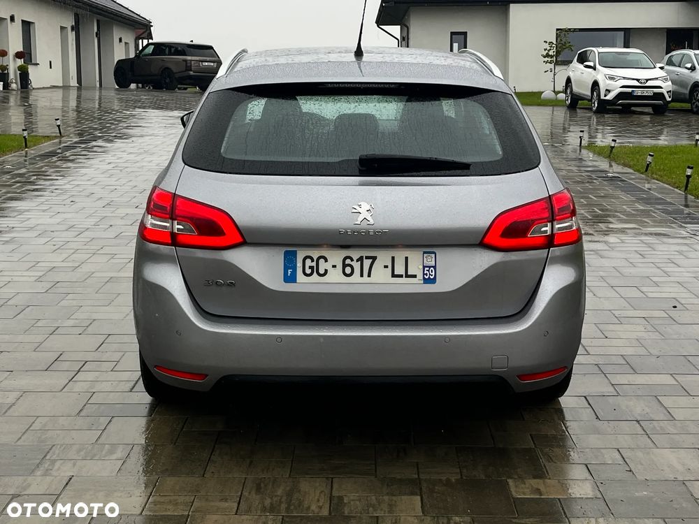 Peugeot 308 - 5