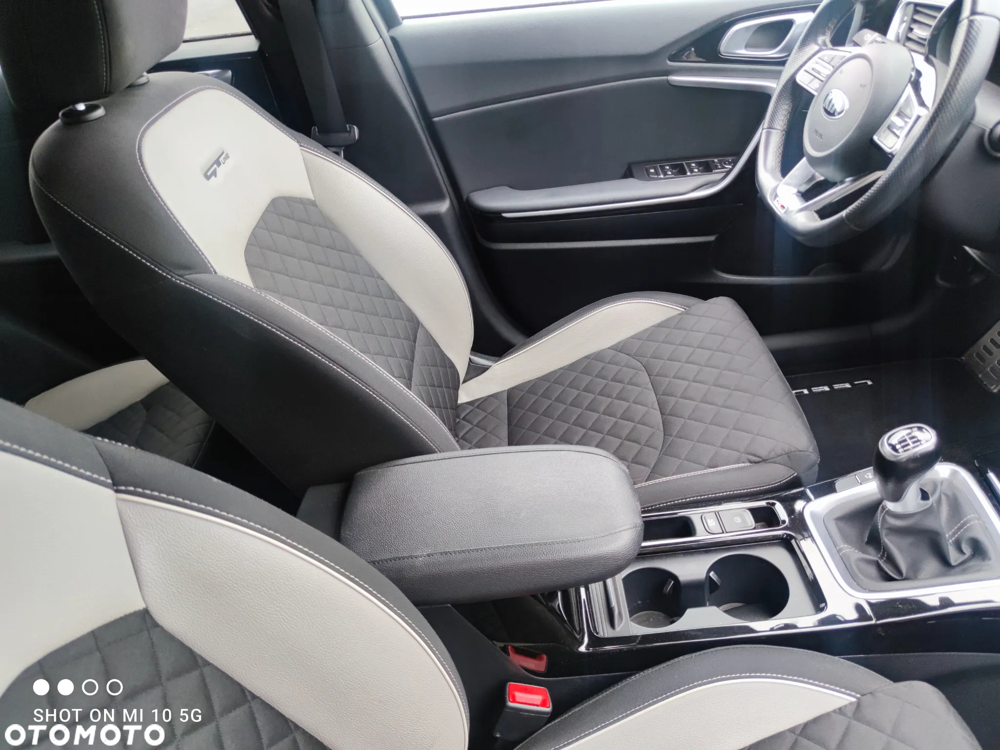 Kia Ceed SW 1.6 CRDi GT Line - 13