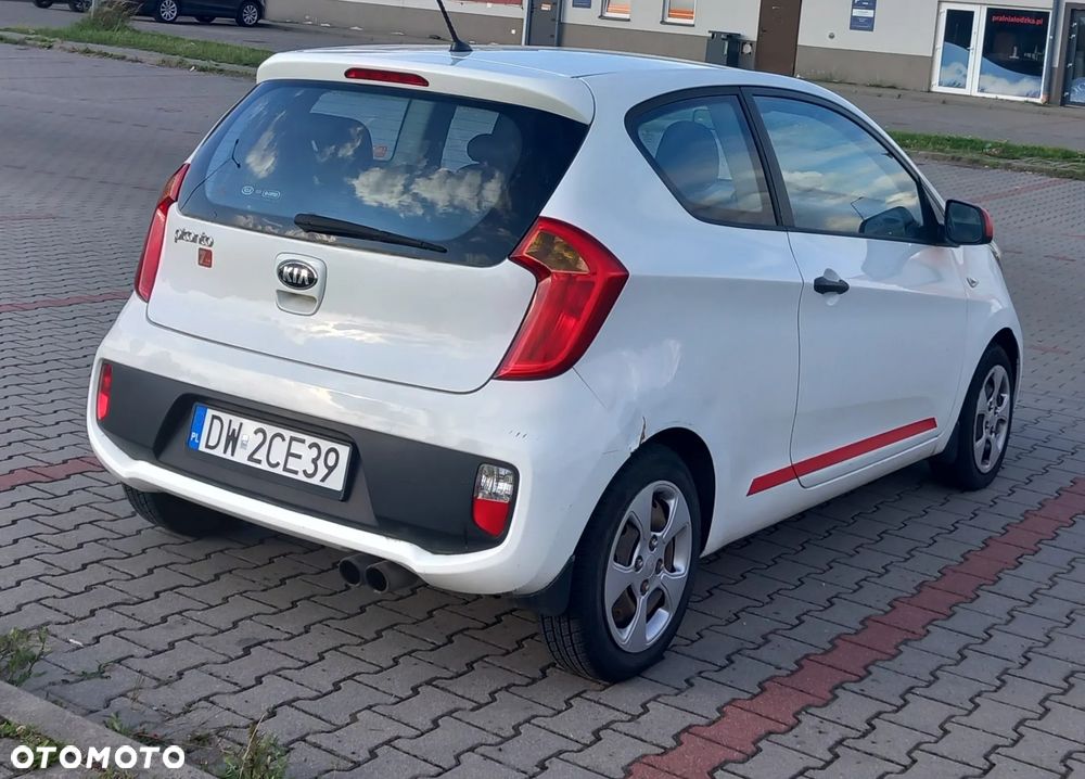 Kia Picanto 1.0 L - 4
