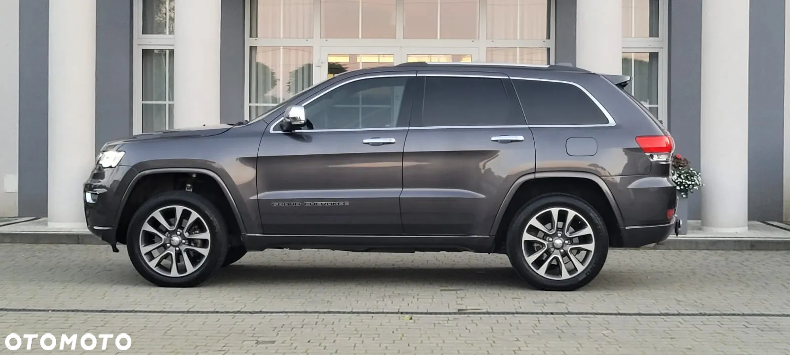 Jeep Grand Cherokee 5.7 V8 HEMI Overland - 6