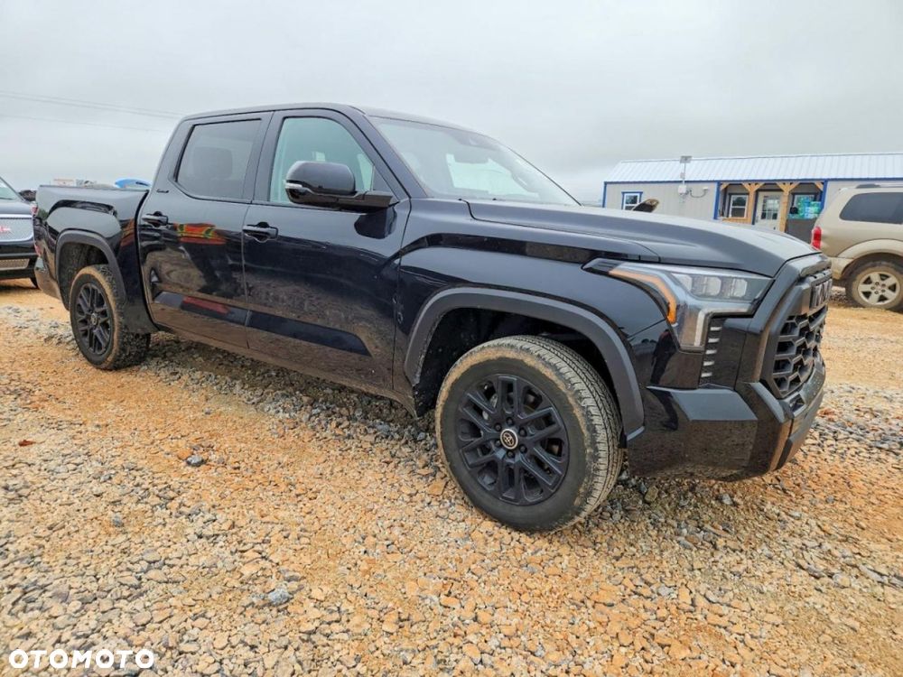 Toyota Tundra - 2