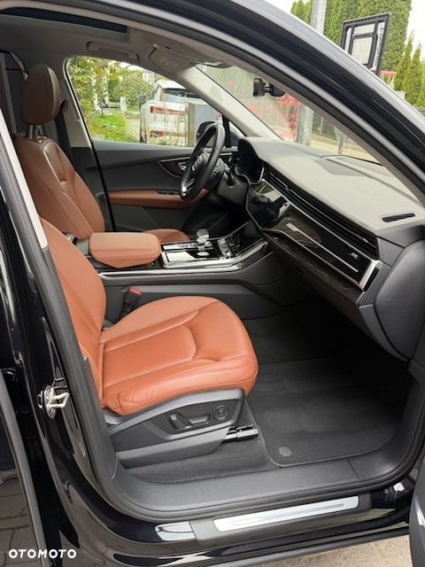Audi Q7 55 TFSI quattro tiptronic - 11