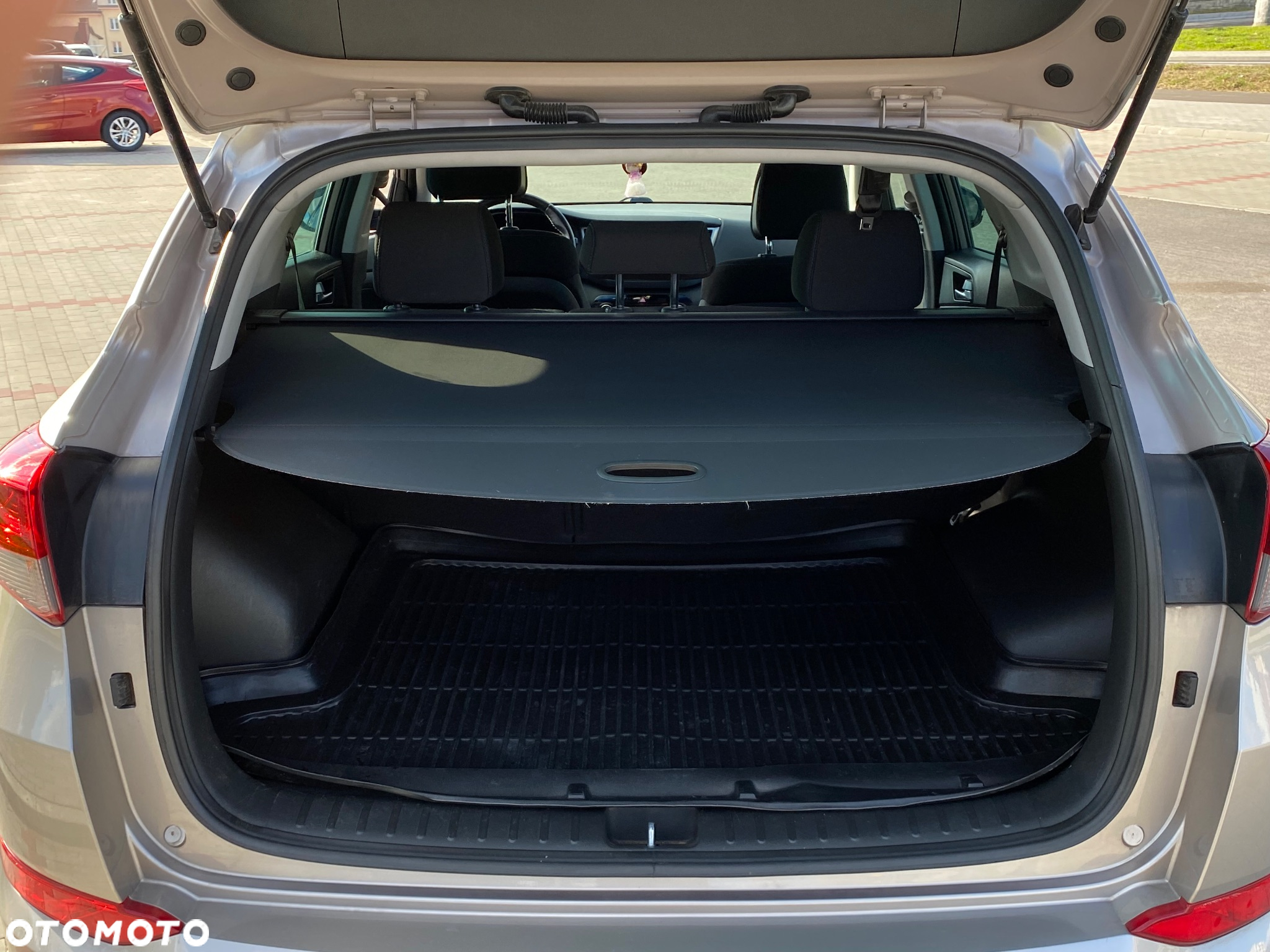 Hyundai Tucson 1.7 CRDI BlueDrive Comfort 2WD DCT - 16