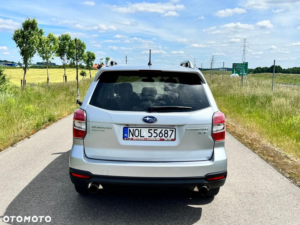 Subaru Forester 2.0XT Platinum Lineartronic - 14
