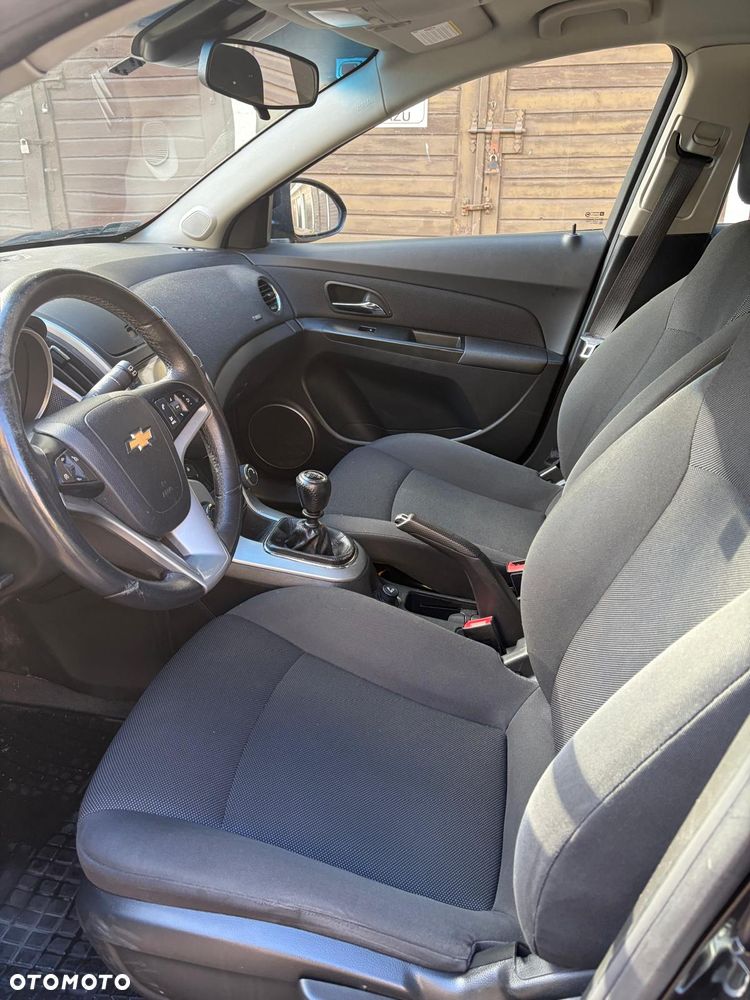 Chevrolet Cruze 1.8 LT - 6