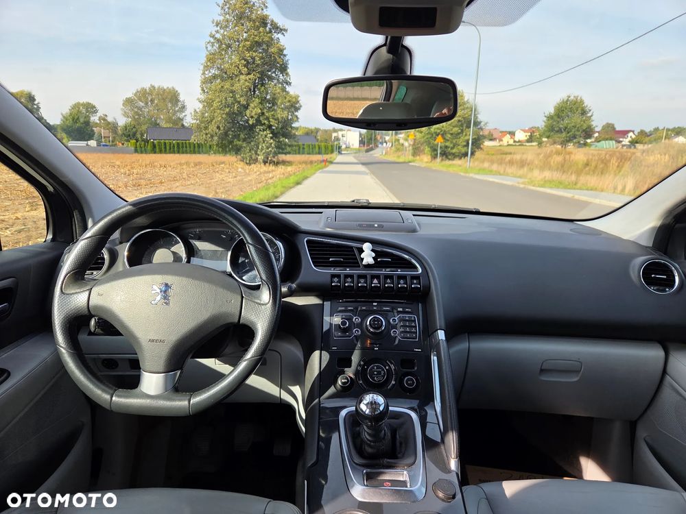 Peugeot 3008 1.6 Premium+ - 18