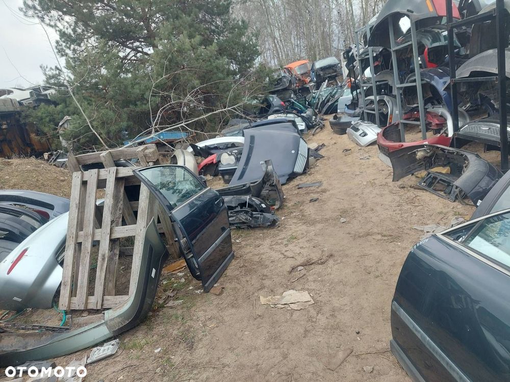 DRZWI KOMPLETNE LEWY TYŁ VOLKSWAGEN PASSAT B5 FL LIFT SEDAN LC7V - 6