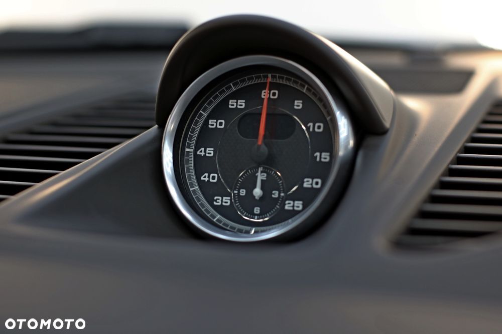 Porsche 911 Carrera 4S PDK - 9