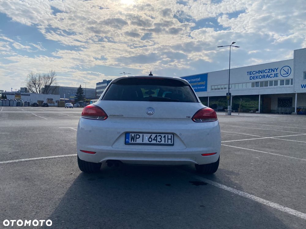 Volkswagen Scirocco 1.4 TSI DSG - 4