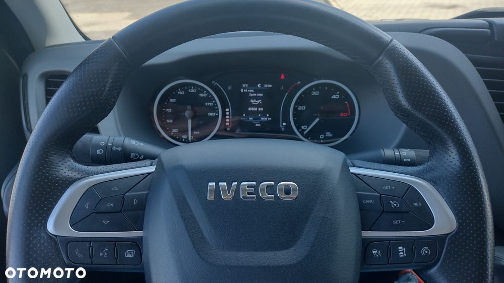 Iveco DAILY 35S18 3.0 180KM KONTENER WINDA 750kg 8EP - 12