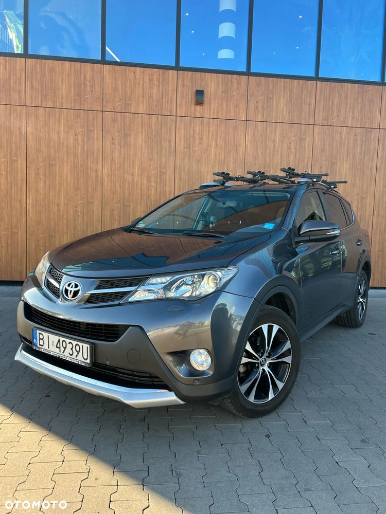 Toyota RAV4 2.0 D-4D Premium - 8