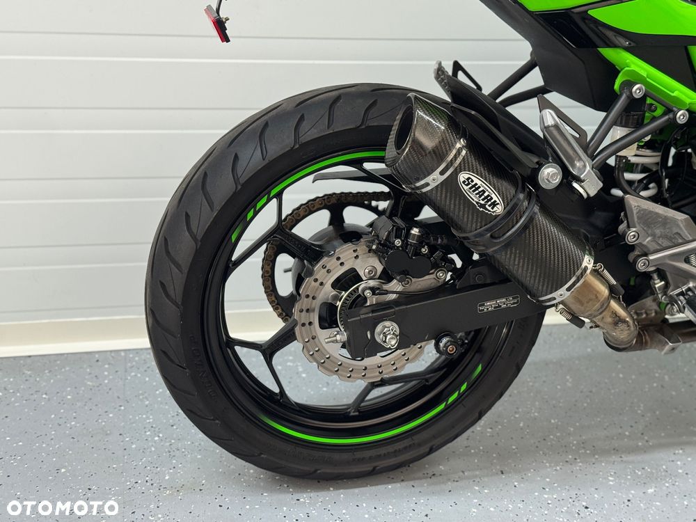 Kawasaki Ninja - 7