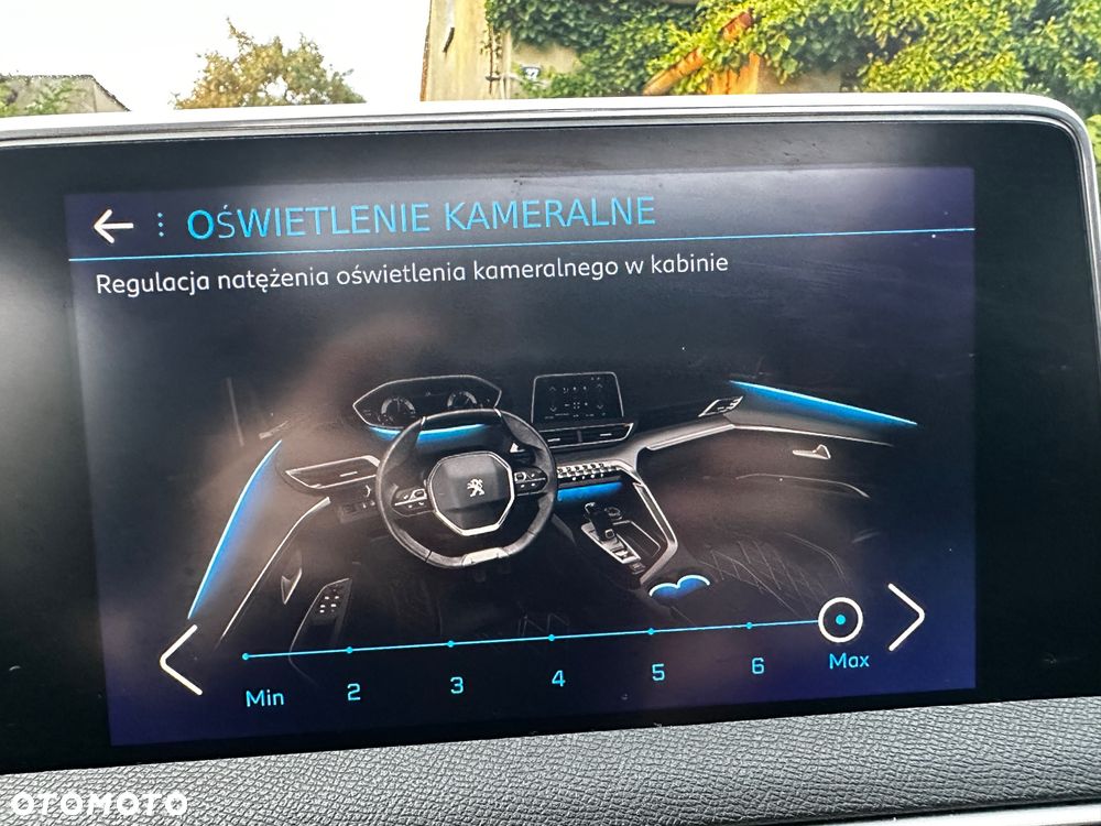 Peugeot 5008 PureTech 130 EAT8 Stop & Start Allure Pack - 35