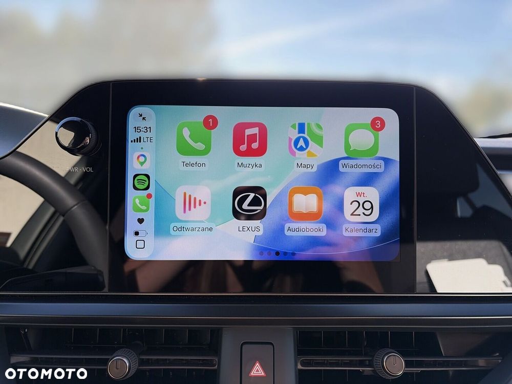 Lexus UX 300h Business - 20