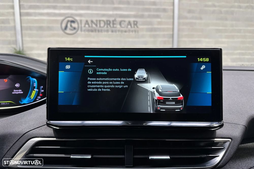 Peugeot 3008 1.6 Hybrid Allure Pack e-EAT8 - 26