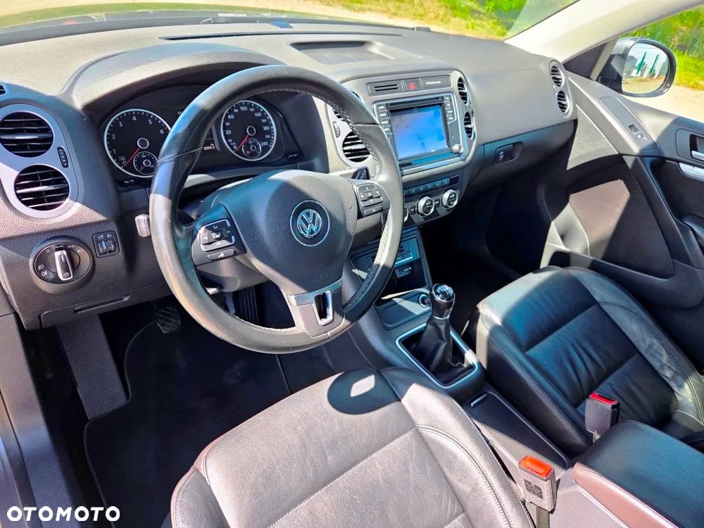 Volkswagen Tiguan 1.4 TSI BlueMotion Technology Exclusive - 29