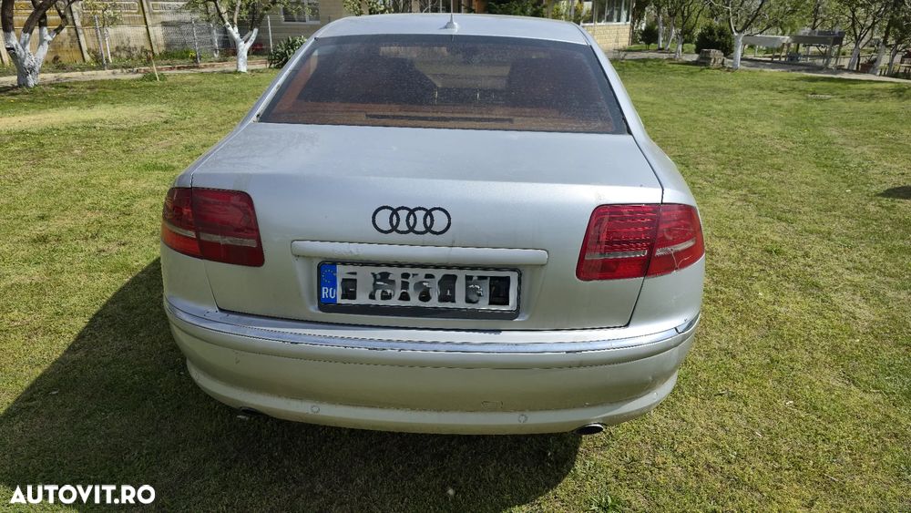 Audi A8 - 4