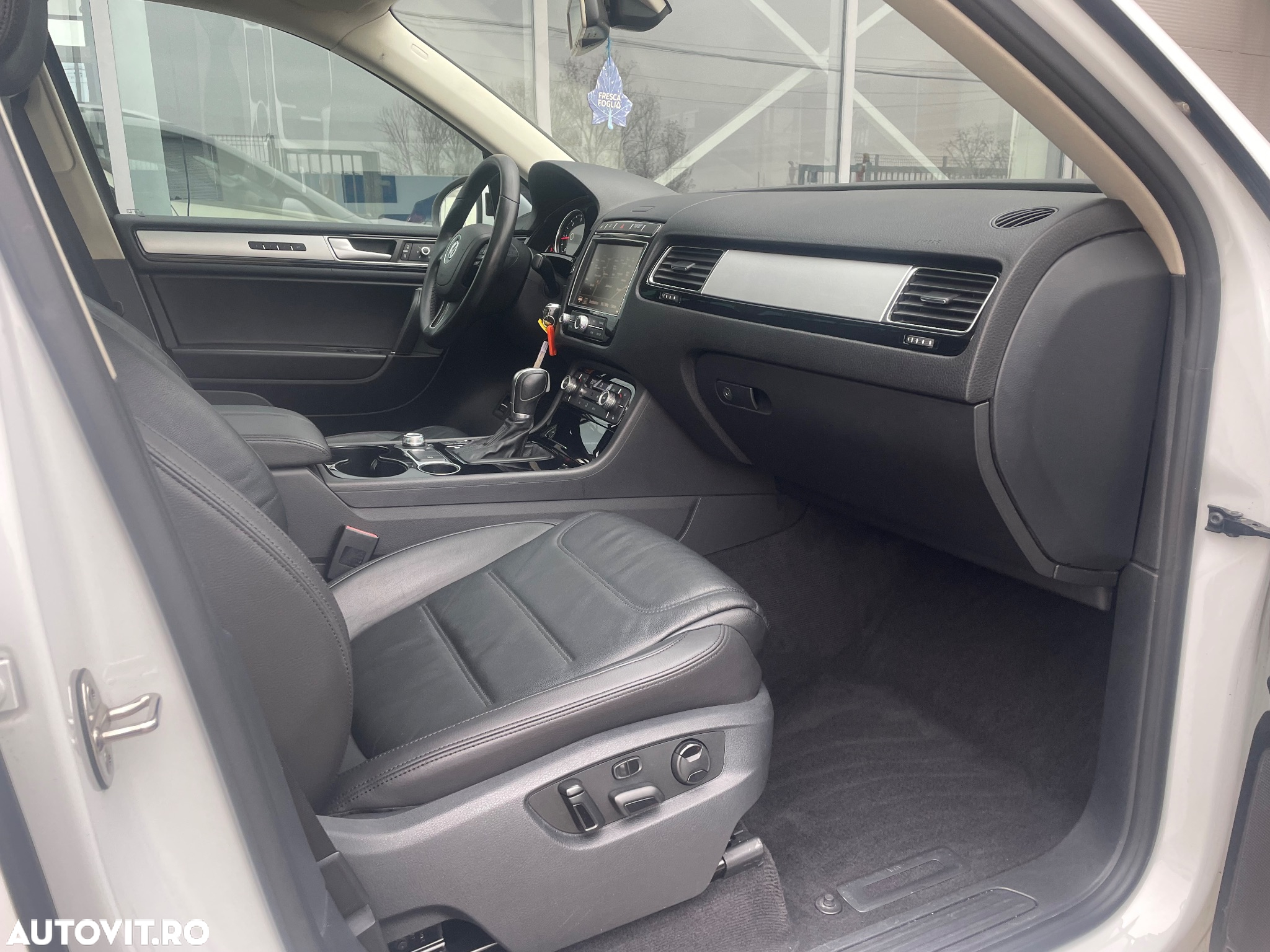 Volkswagen Touareg V6 TDI BMT Supreme Plus - 20