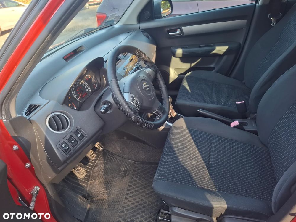 Suzuki Swift 1.3 GC (klm) - 9
