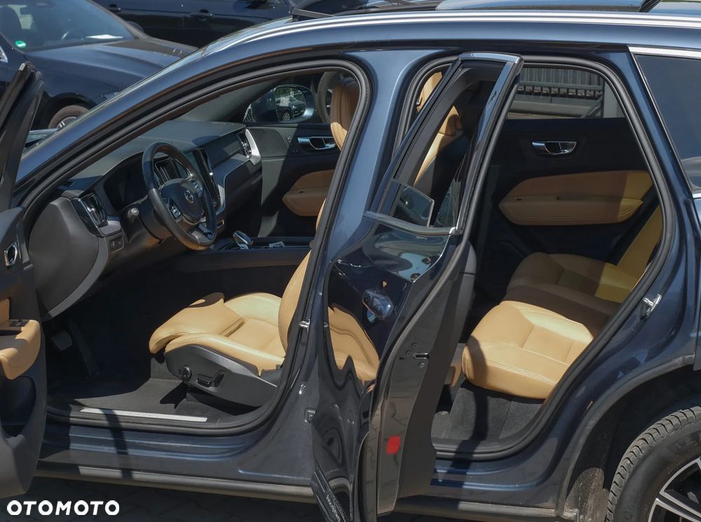 Volvo XC 60 B5 B AWD Geartronic Inscription - 26