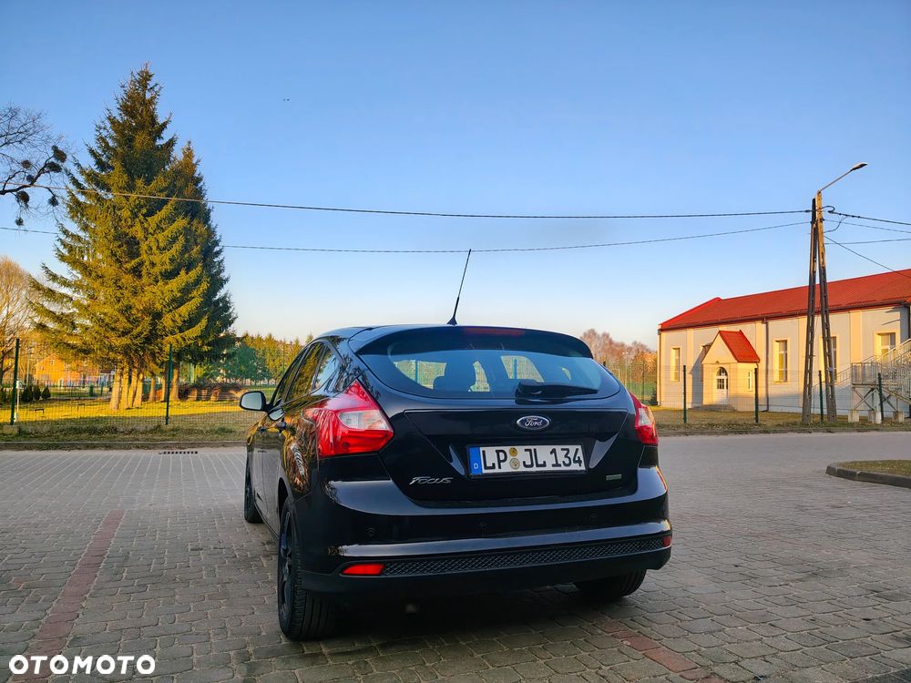 Ford Focus - 23
