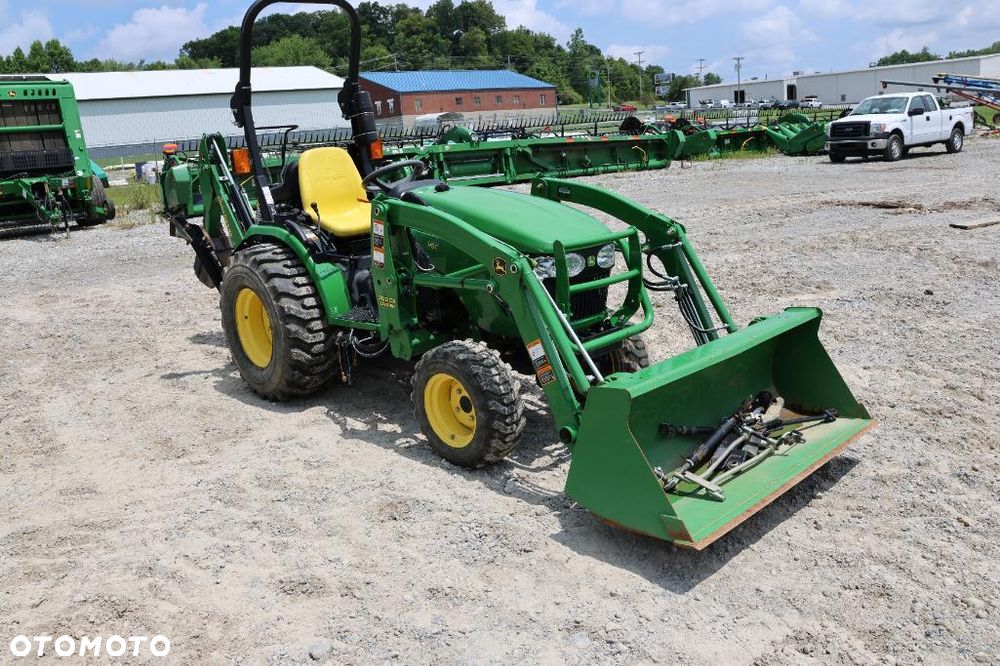 John Deere 2520 - 2