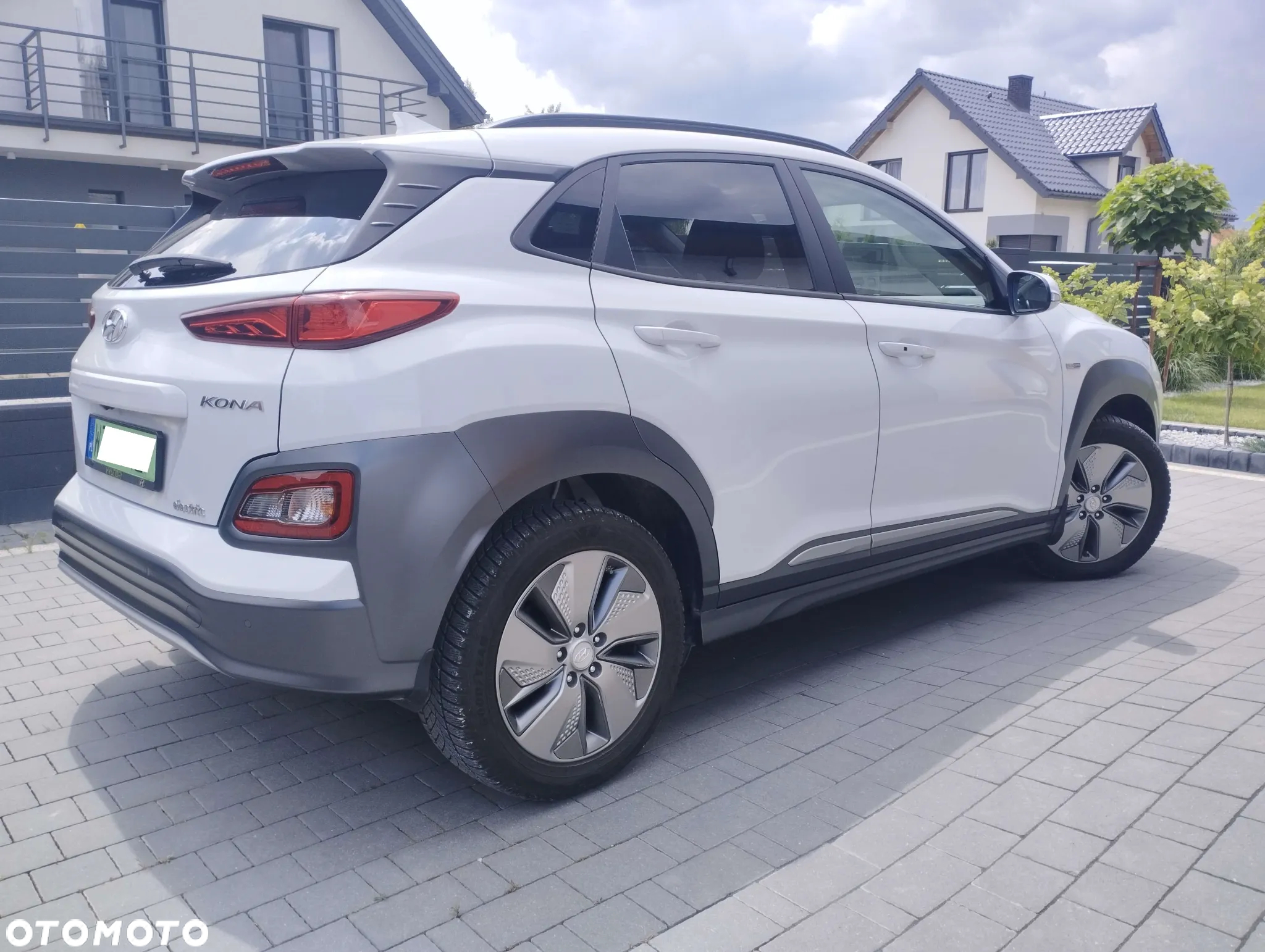 Hyundai Kona Electric 39kWh Premium - 8