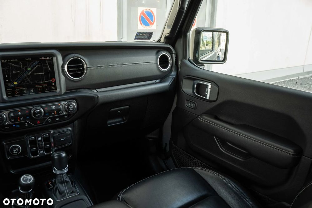 Jeep Wrangler Unlimited 2.0 Turbo PHEV 4xe Sahara - 19