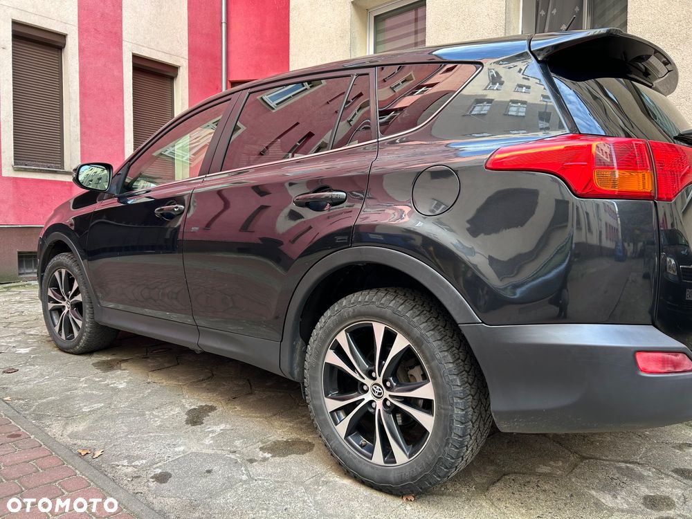 Toyota RAV4 2.0 D-4D Premium - 4