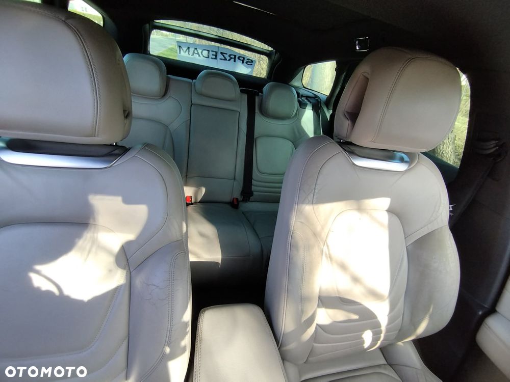 Citroën DS5 2.0 HDi SoChic - 16
