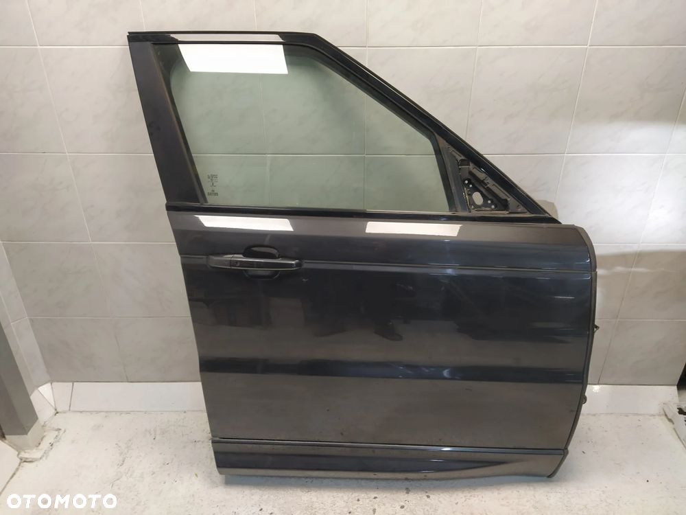 RANGE ROVER SPORT L494 DRZWI PRAWY PRZÓD PRZEDNIE SZYBA LOGOWANA KLAMKA KOLOR CORRIS GREY UK ORYGINAŁ - 2