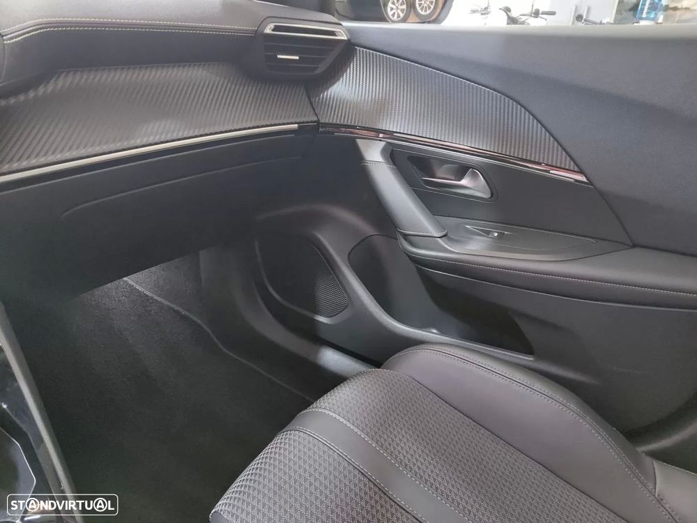 Peugeot e-2008 - 20