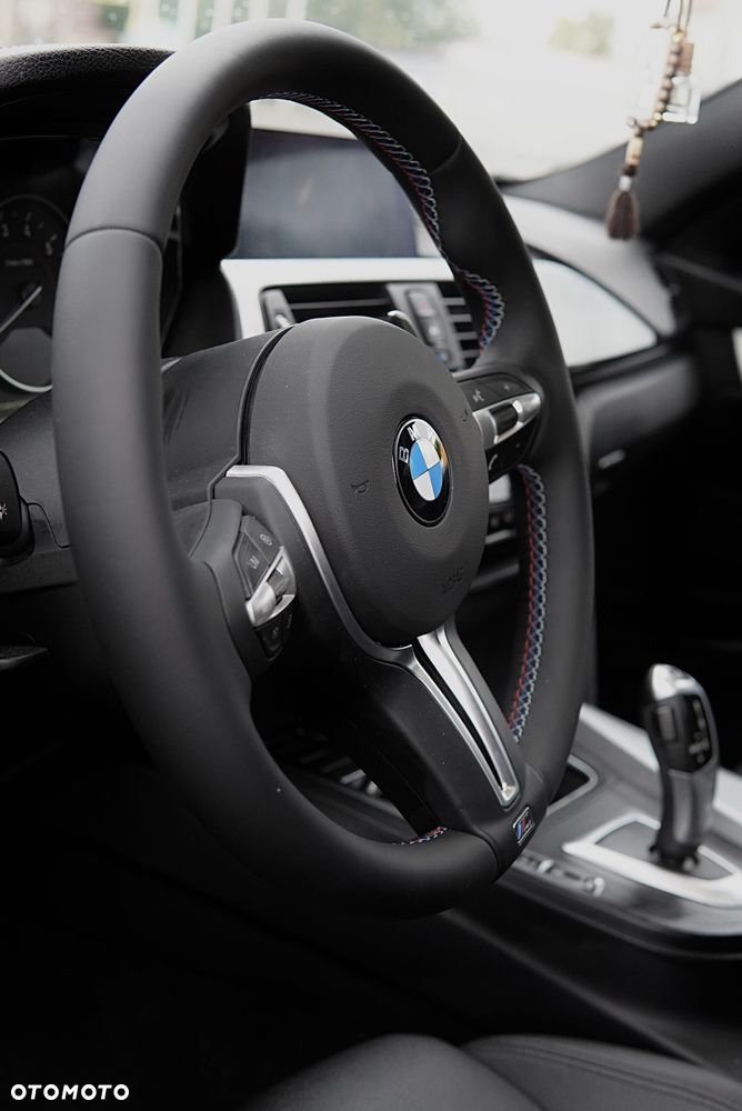 BMW Seria 3 330i GPF xDrive Sport Line - 5