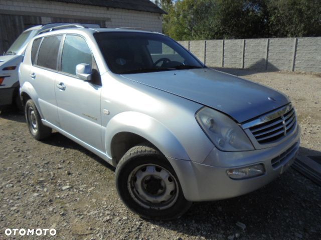 KOMPLETNA GŁOWICA  Ssangyong Rexton 2.7 XDI - 2