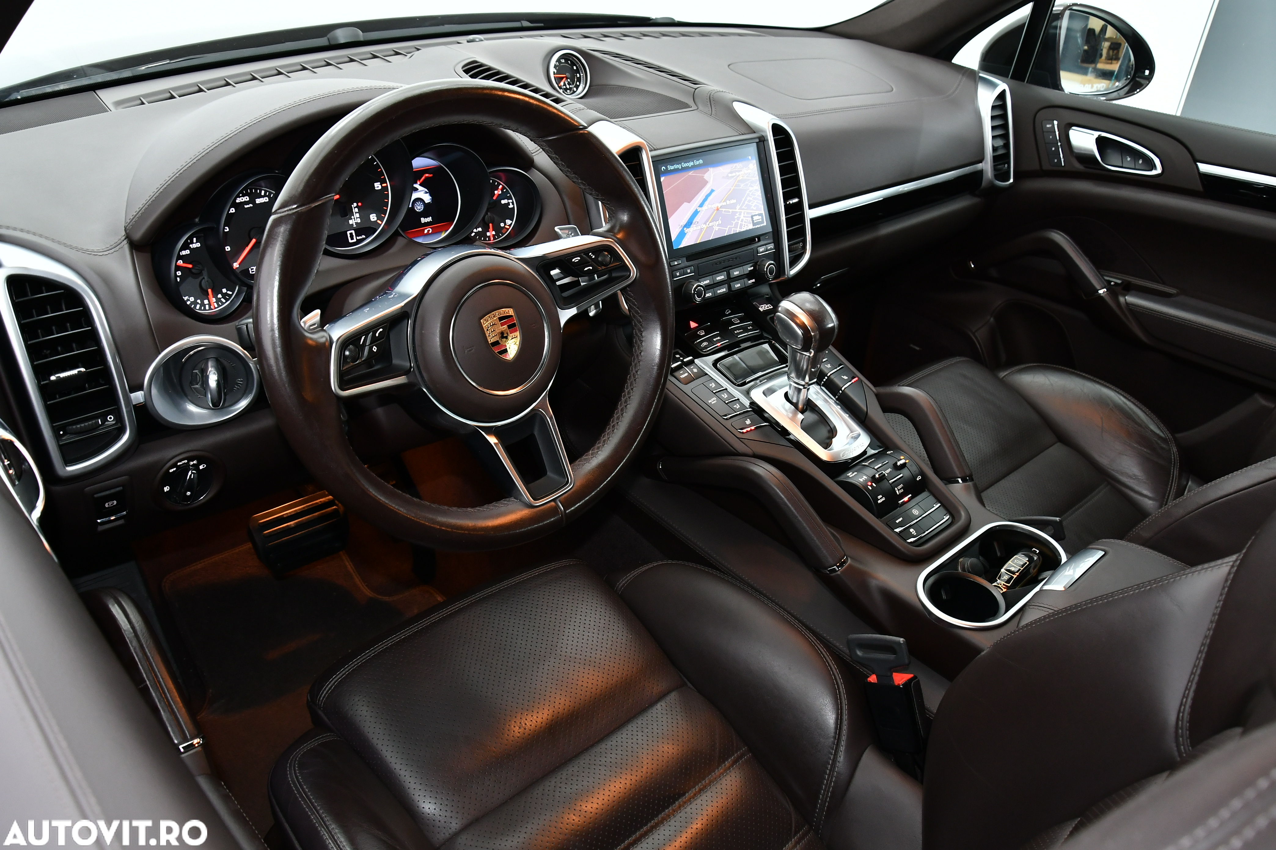 Porsche Cayenne 3.0 L - 2