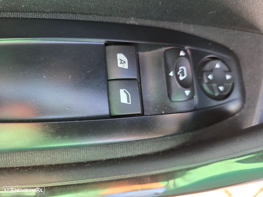 Peugeot 208 82 PureTech Style - 20