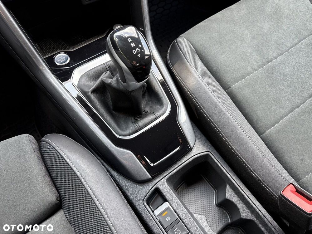 Volkswagen T-Roc 1.5 TSI Style DSG - 22
