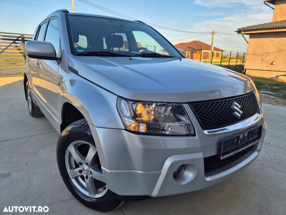 Suzuki Grand Vitara - 12
