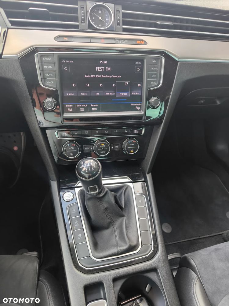 Volkswagen Passat 1.8 TSI BMT Highline - 14