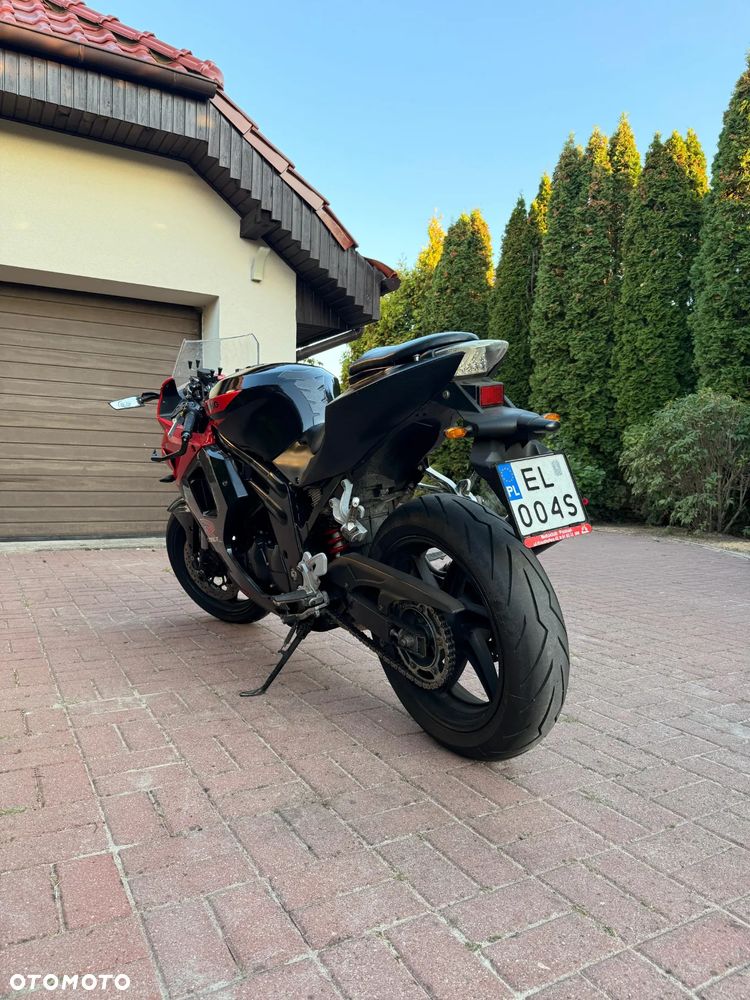 Hyosung GT Comet - 9