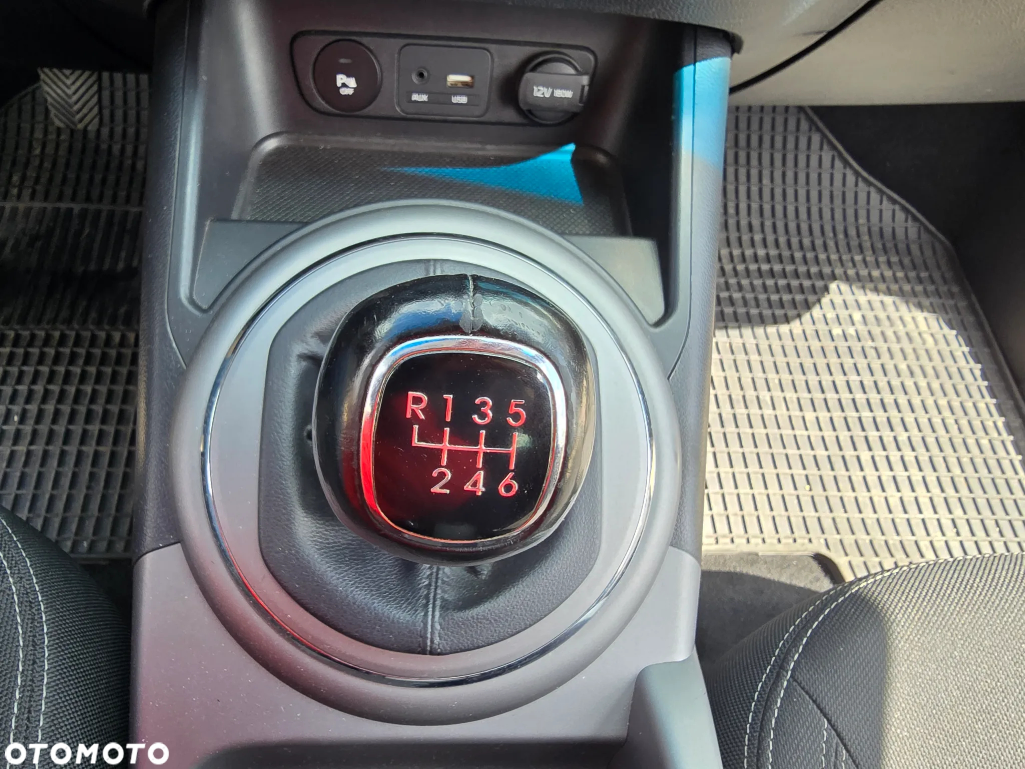 Kia Sportage - 31