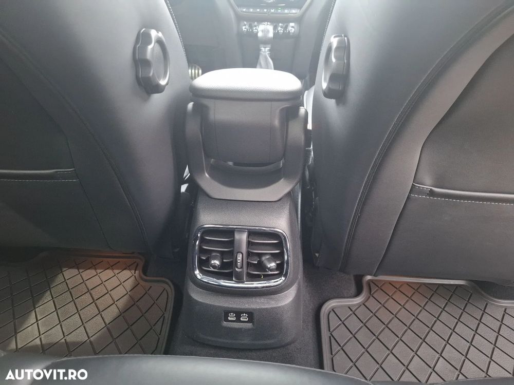 Mini Countryman - 19