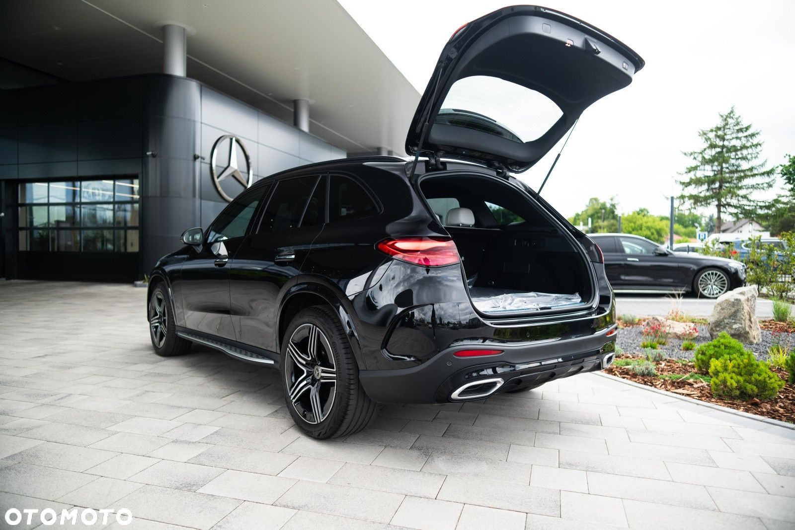 Mercedes-Benz GLC - 30