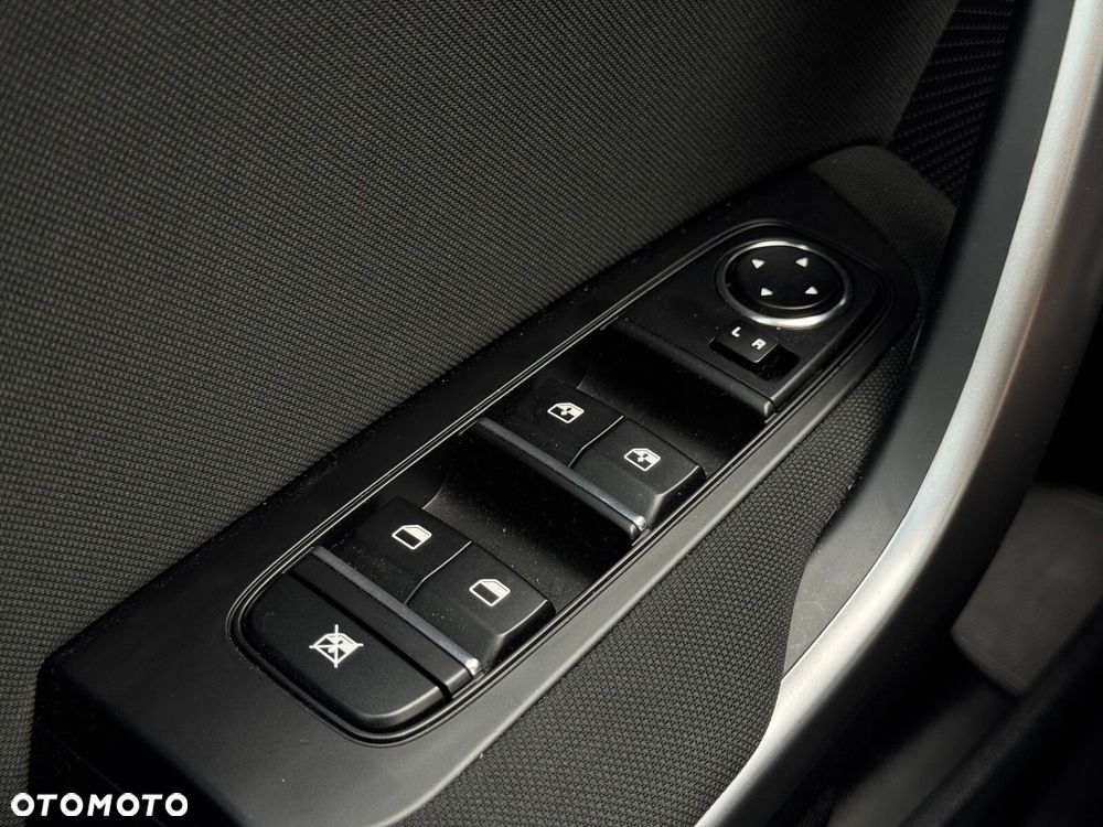 Kia Ceed 1.5 T-GDI M DCT - 32