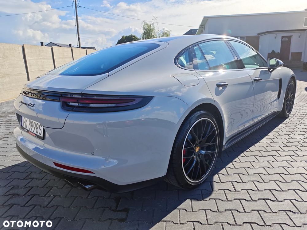 Porsche Panamera GTS - 7