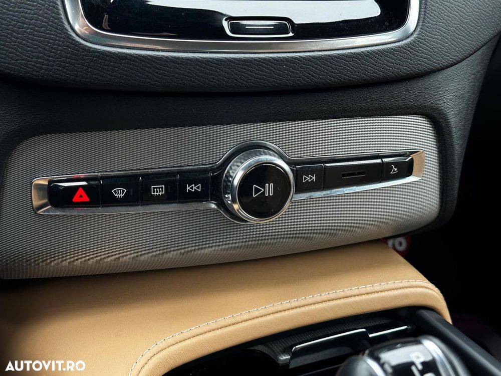Volvo XC 90 D5 AWD Inscription - 21