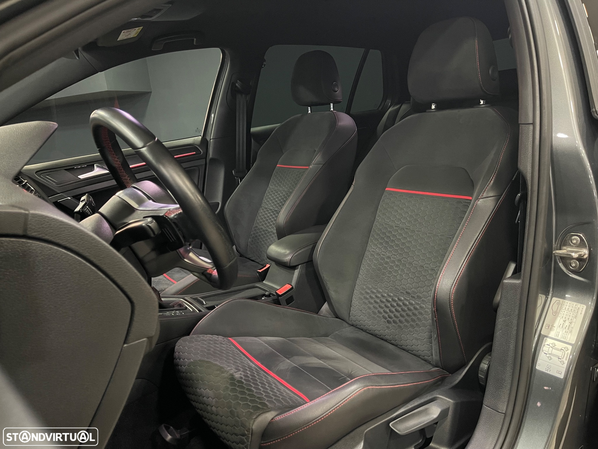 VW Golf 2.0 TSI GTI DSG Performance - 2