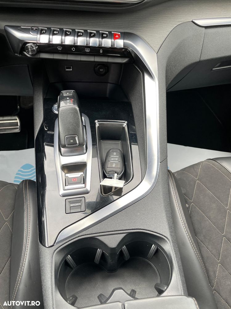 Peugeot 3008 2.0 BlueHDI S&S EAT8 GT - 22